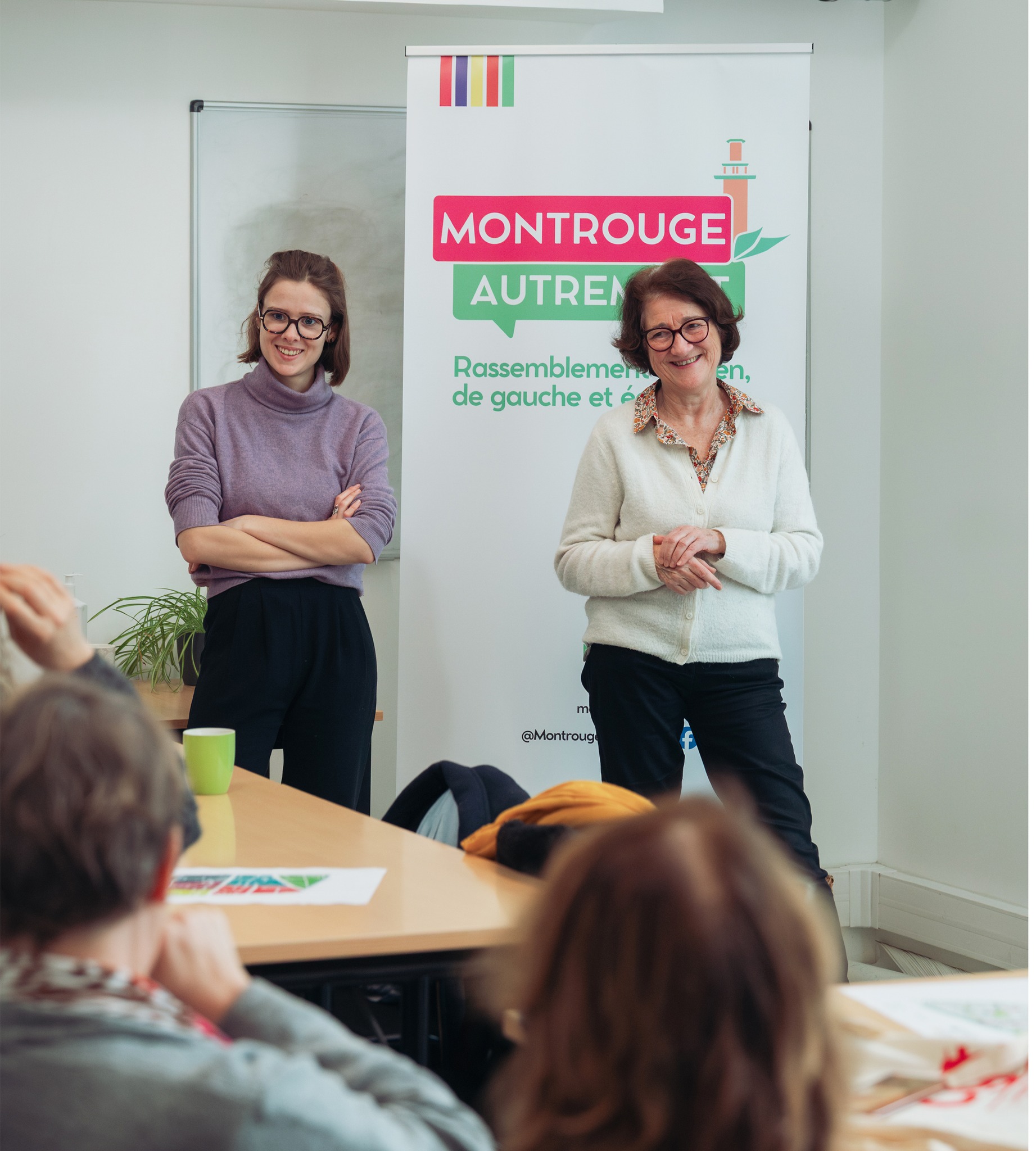 Retour sur notre atelier de travail sur le thème de l'urbanisme à Montrouge.
Un moment de co-création riche, réunissant citoyens, associations montrougiennes, ABCD et La Voix de Montrouge et Élodie Dorfiac, élue à Châtillon.
Des échanges concrets et ancrés dans le réel pour co-construire collectivement un projet municipal utile et partagé !